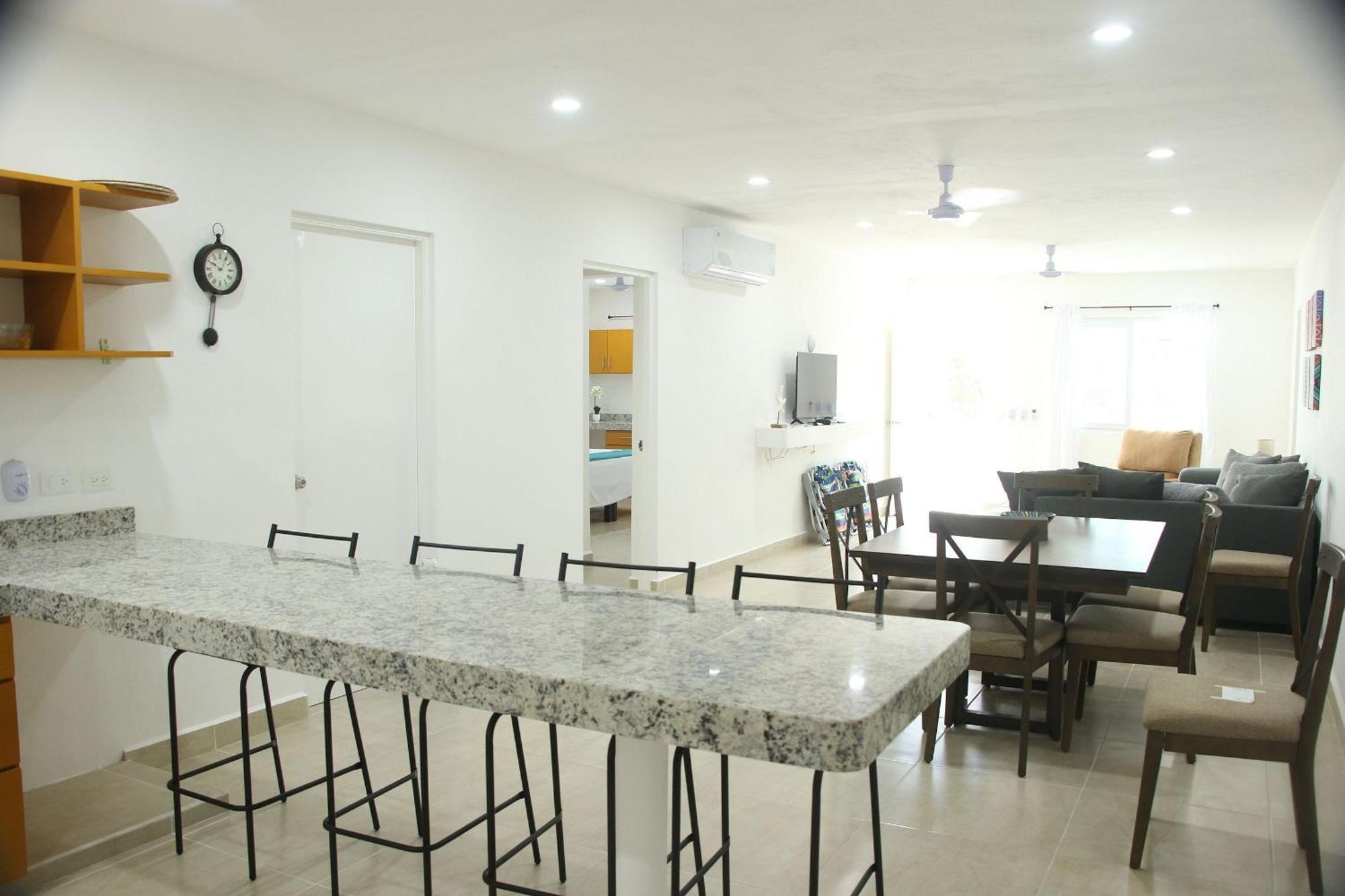 Edifico Con Departamentos Amplios Cerca De La Playa Apartment Puerto Morelos Bagian luar foto