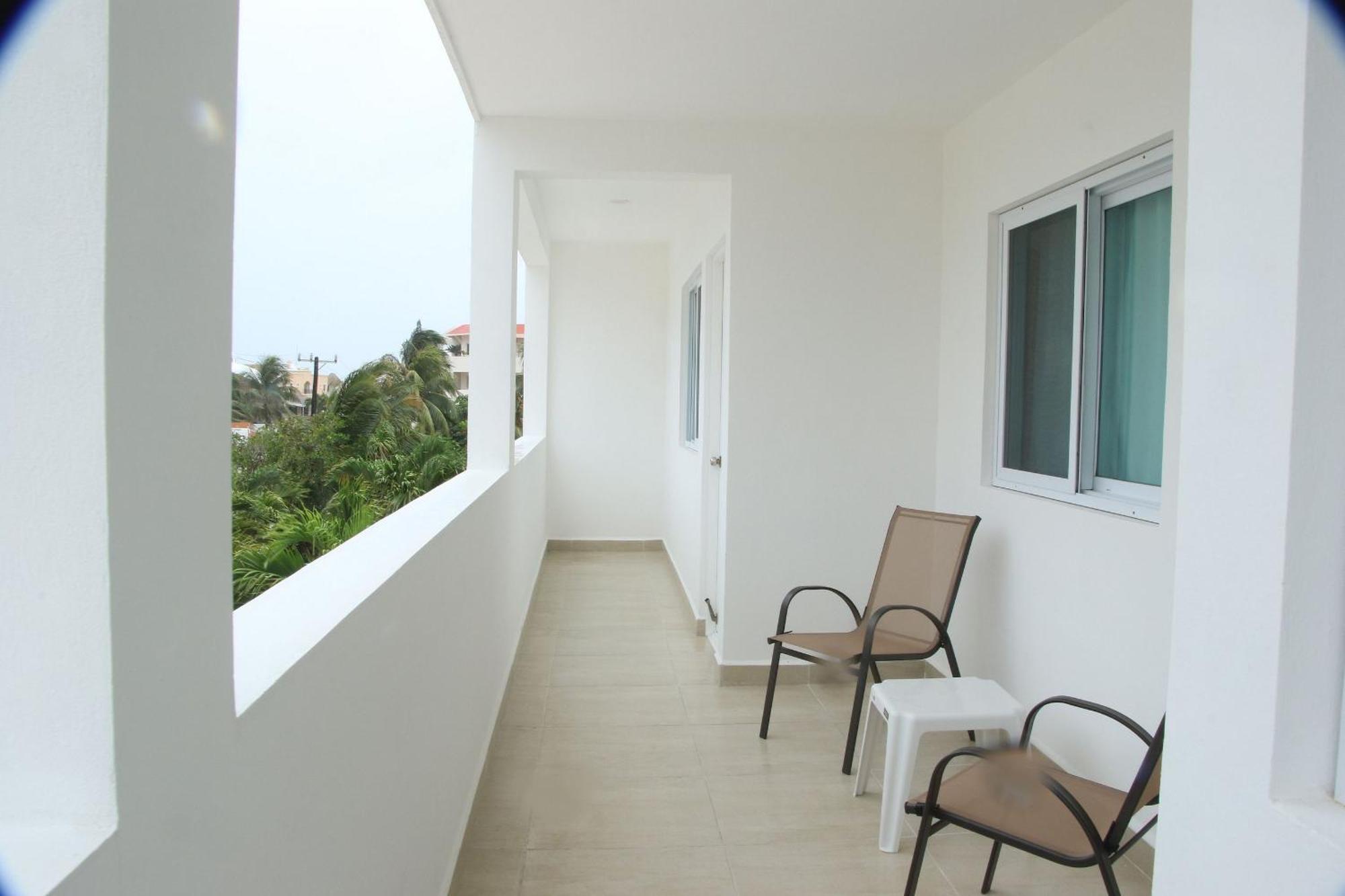 Edifico Con Departamentos Amplios Cerca De La Playa Apartment Puerto Morelos Bagian luar foto